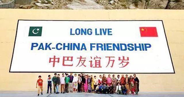 全国帐篷；7年后四川父亲抛弃妻女报恩冰球